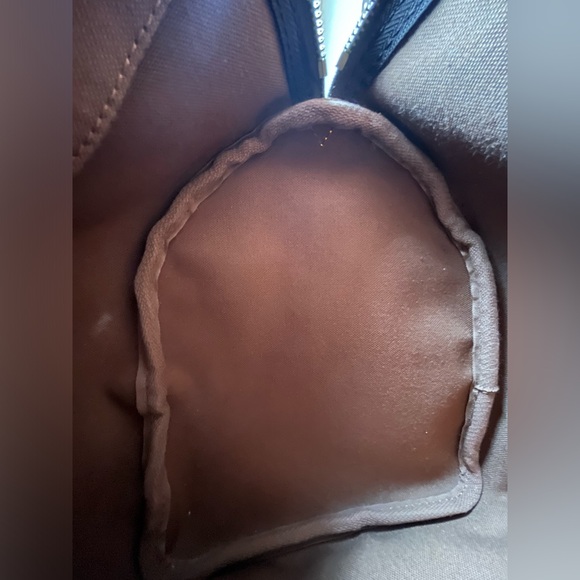 Authentic Louis Vuitton Monogram canvas Speedy 30 - Picture 8 of 14